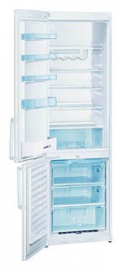 Bosch KGV39X00 冰箱 照片