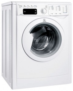 Indesit IWSE 6125 B 洗濯機 写真