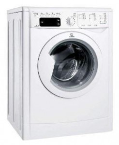 Indesit IWE 71082 洗濯機 写真