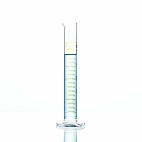 Цилиндр лабораторный 50 мл (мерный: исполнение 1 - на стеклянном основании) 1-50-2 фото